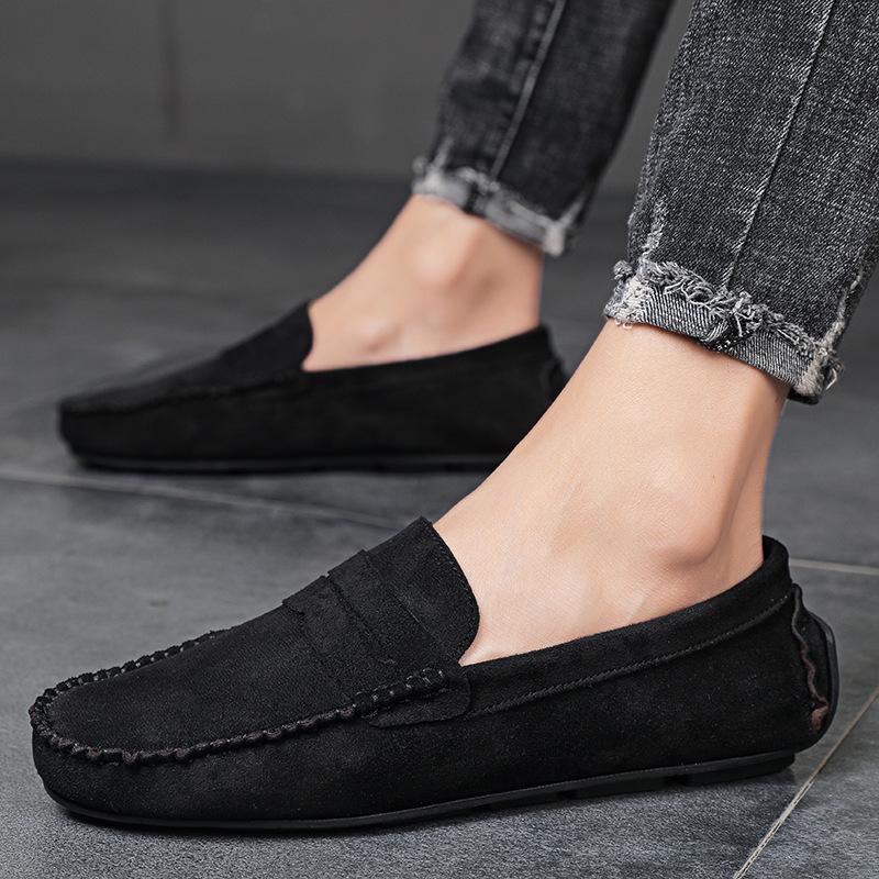 Hand-Sewn Suede Leather Men's Slip-On Shoes: Breathable, Wear-Resistant, Classic, and Fashionable for All Seasons.