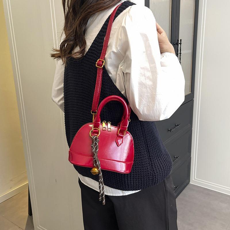 Handbag Fashion New Retro Shoulder Bag Women's Contrast Color Popular Portable Crossbody Shell Bag