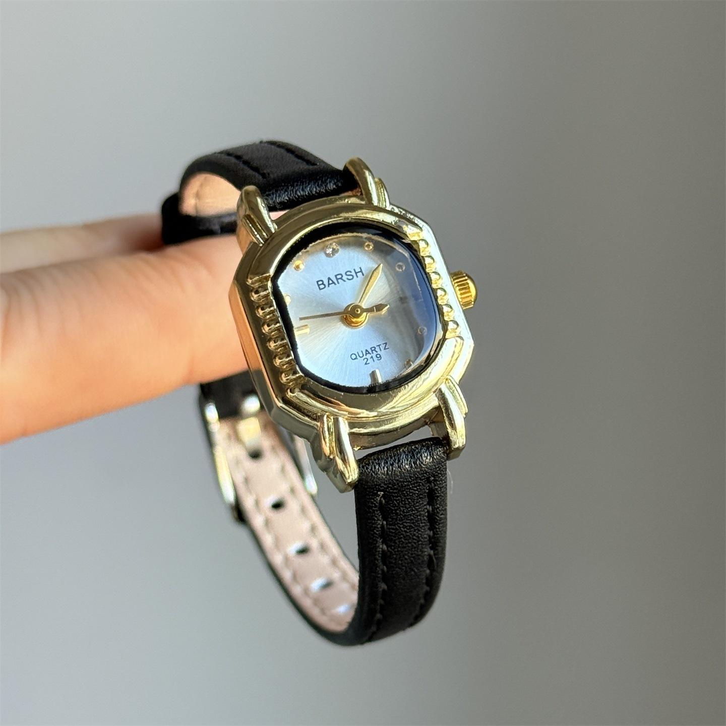 

Mori Retro Watch Female Niche Light Luxury Temperament Student High Sense Fashion Belt Quartz Watch