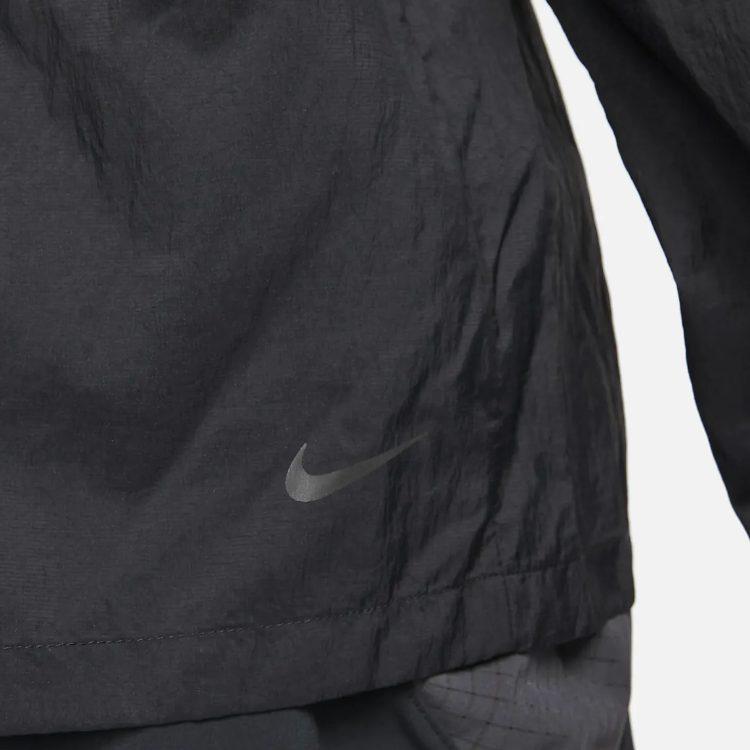 Nike Trail Aireez Leichte Trailrunning-Jacke DX6883-010