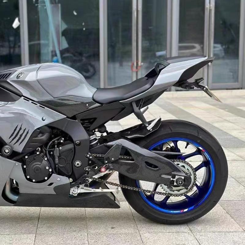 

Fit For Yamaha YZF-R1 2015-2024 Motorcycle Swingarm Covers Carbon Fiber Side Panels Guard Swing Arm Protector Fairing Kit YZF R1 матовий чорний колір