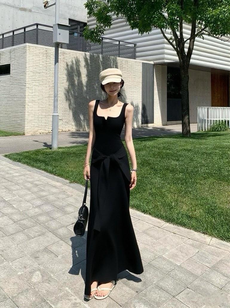 

navy blue suspender skirt niche temperament dress women s summer temperament waist thin long dress Spice girl hip skirt XL