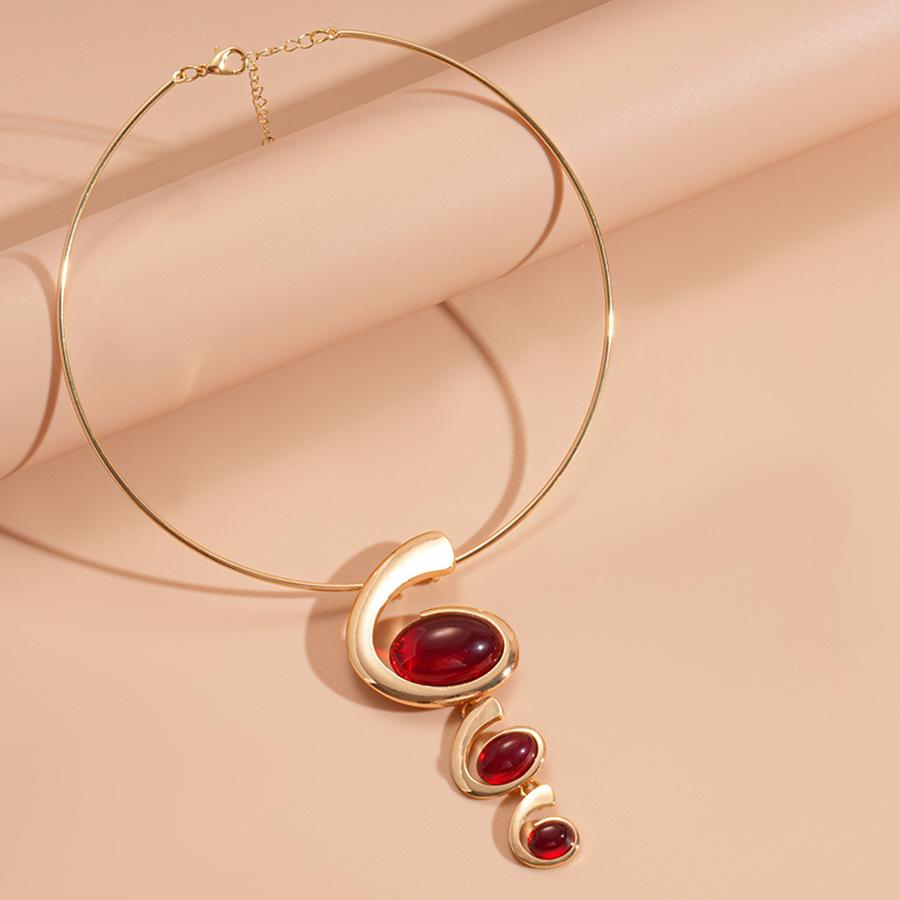 Resin Irregular Geometric Oval Collar Necklace
