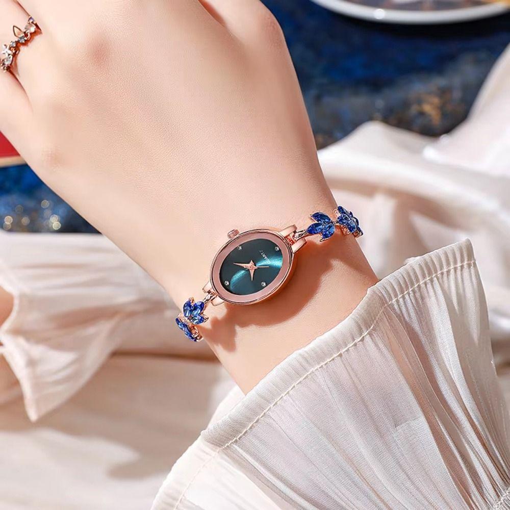 

Pull Type Women s Bracelet Watch Elegant Quartz Wristwatch Vintage Ladies Business Watches Female рожевий