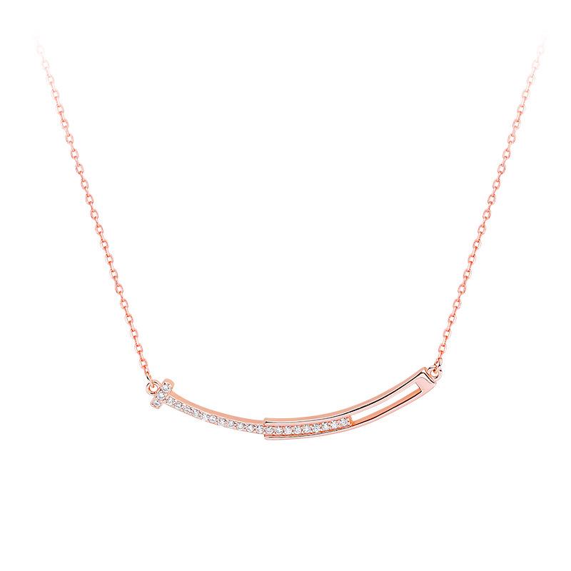 Luxury Women's Smile Clavicle Necklace, Unique Design, Diamond Embellished, Simple and Chic, Trendy Style