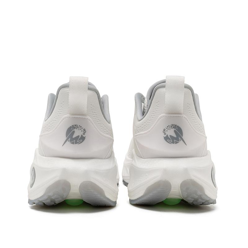 ONEMIX Autumn Sneakers Breathable Jogging Shoes Men Lightweight Women Sport Sneaker Men Gym Shoes Outdoor Male Sports Shoes