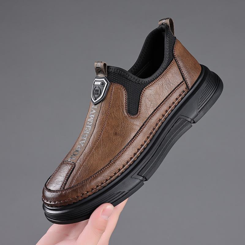 2025 neue Lederschuhe Herren Frühling und Herbst Herrenschuhe Mode Freizeit Ein-Pedal-Schuhe