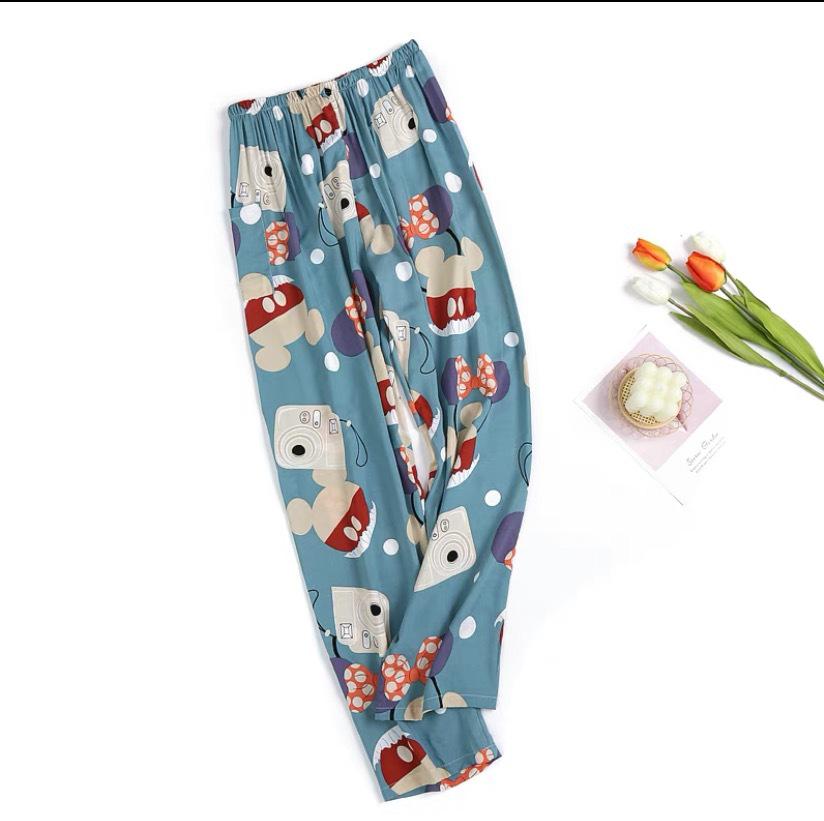 Damen Übergröße Baumwolle Viskose Pyjamahose, Cartoon-Blumendruck, Lockere Neun-Punkt-Strandhose, Outdoor-Bekleidung