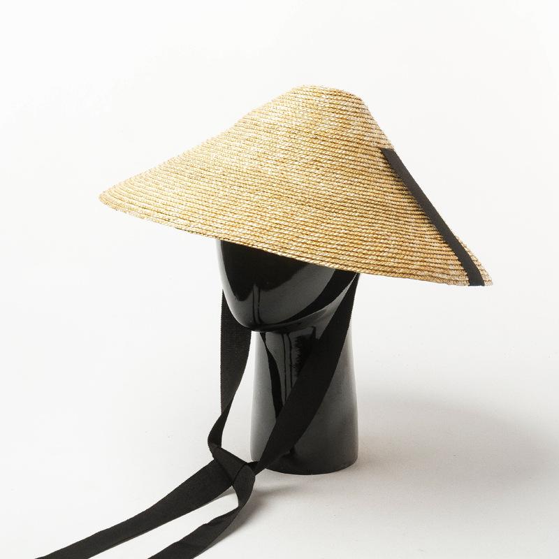 

202512-HH7320 ins chic summer Hand-woven straw grass Bamboo mode show Fashion Model Show cap men women leisure holiday beach hat oversize бежевий
