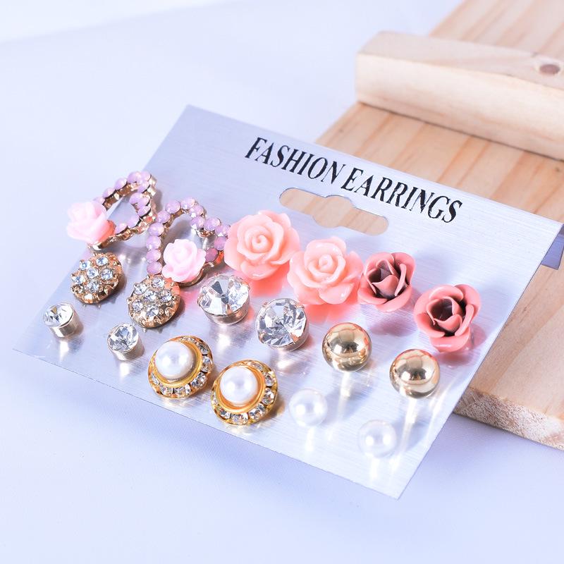 Korean Style Stud Earrings Set: Versatile, Simple, 9 Pairs of Randomly Selected Earrings for Women.