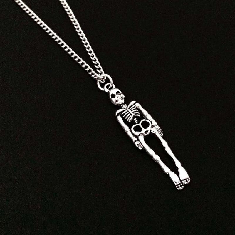 Personality Metal Skeleton Skull Necklace for Men Women Halloween Gift Necklace Party Jewelry