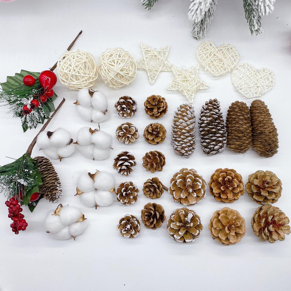 Natural Dried Pine Cones for Christmas Tree Decoration, Photography Props, Floral Wreaths, and Bouquets.