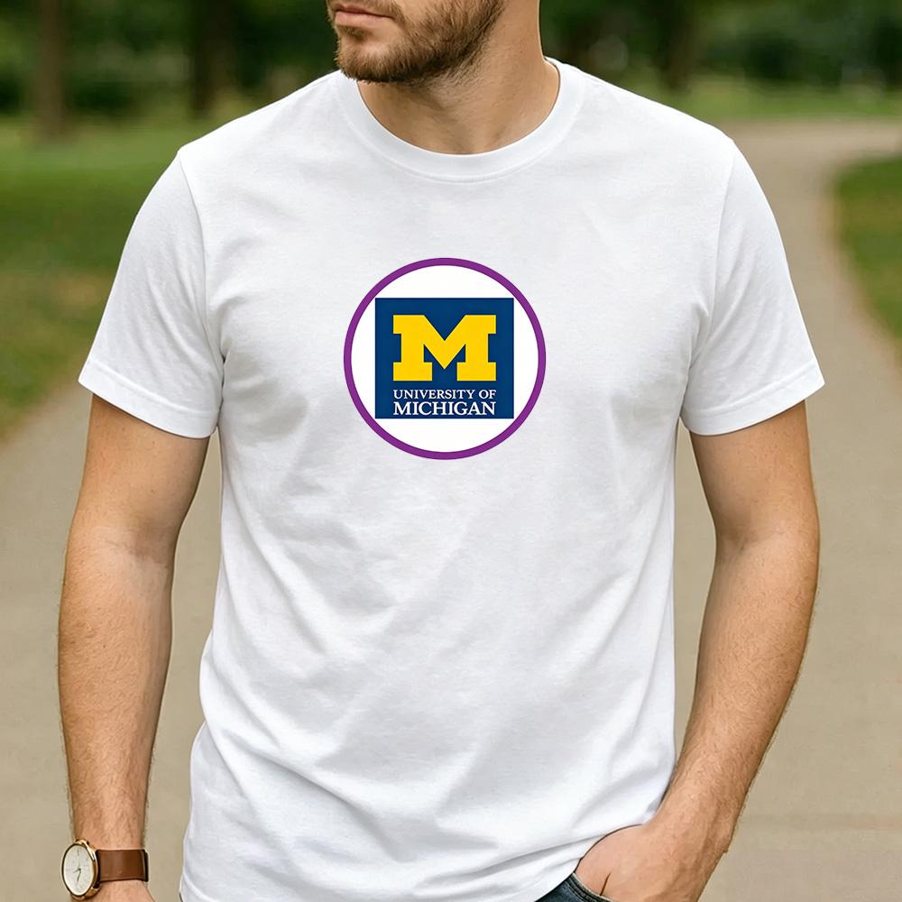 Vintage Retro University of Michigan Logo Cotton Graphic T Shirt Unisex Short Sleeve Alumni Graduate Holiday Birthday Gift Top
