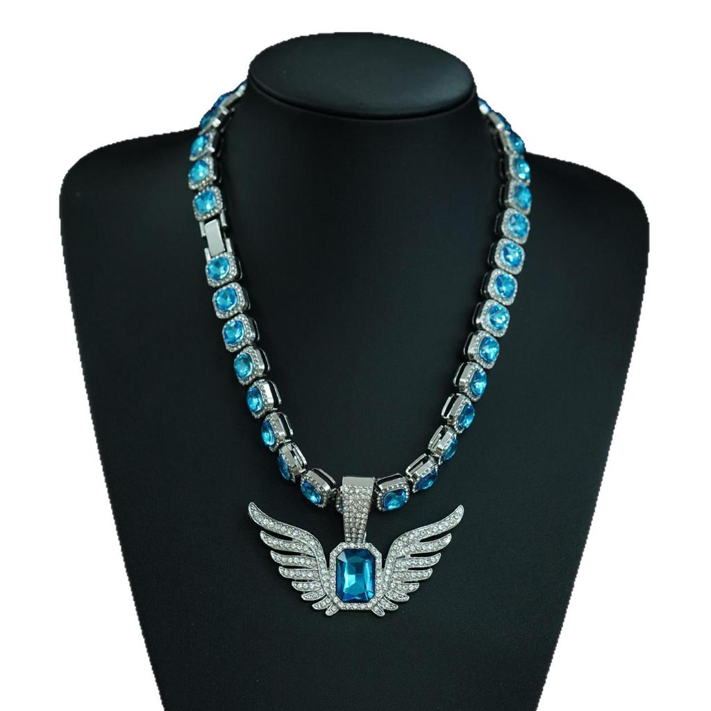Light Luxury Niche Men's and Women's Fashionable Angel Wing Pendant, Ins, Wing Pendant, Emerald, Hip-hop, Rock Sugar Cuban Chain