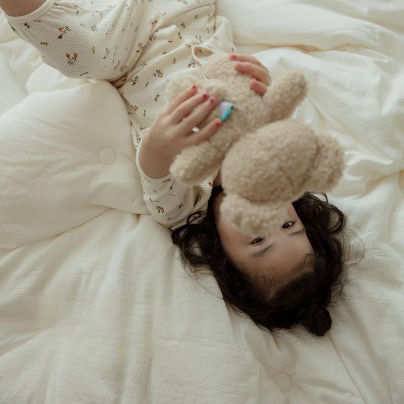 Huanggu Undyed Soy Fiber All-Season Comforter