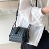 New shoulder messenger bag women's summer women's bag versatile small square bag double zipper texture retro woven bag women
