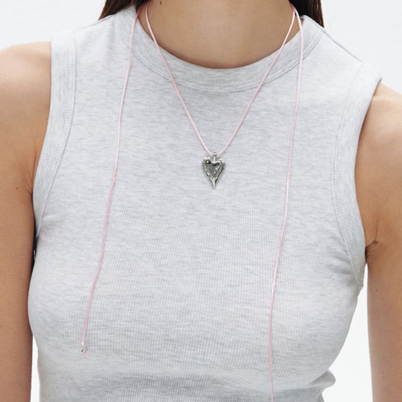 

MATIAS Heart string Necklace (Pink) Pink