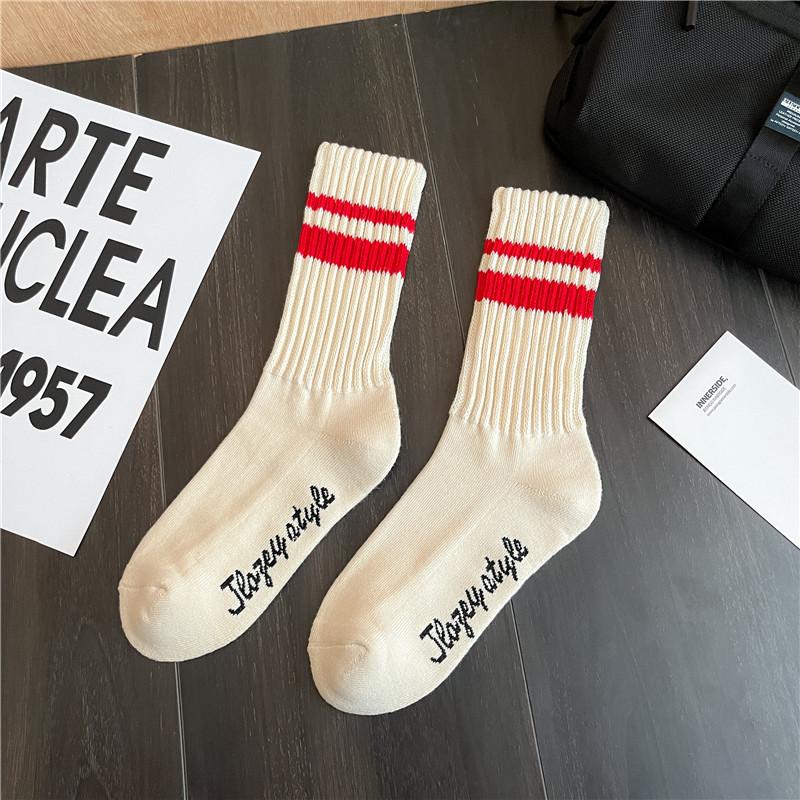 Fashion Unisex Striped Cotton Mid-calf Warm Socks Sweat-absorbent Anti-friction Sports Socks Men Basketball Socks Running Socks
