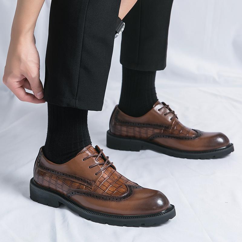 Classic Brand Men's Brogue Shoes Lace Up Massage Soles Men's Oxford Shoes Versatile Leather Business Shoes Free Delivery