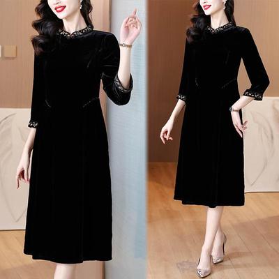 Elegant Plus Size Silk Velvet Qipao: High-End Chinese Style Anti-Aging Dress for Mothers
