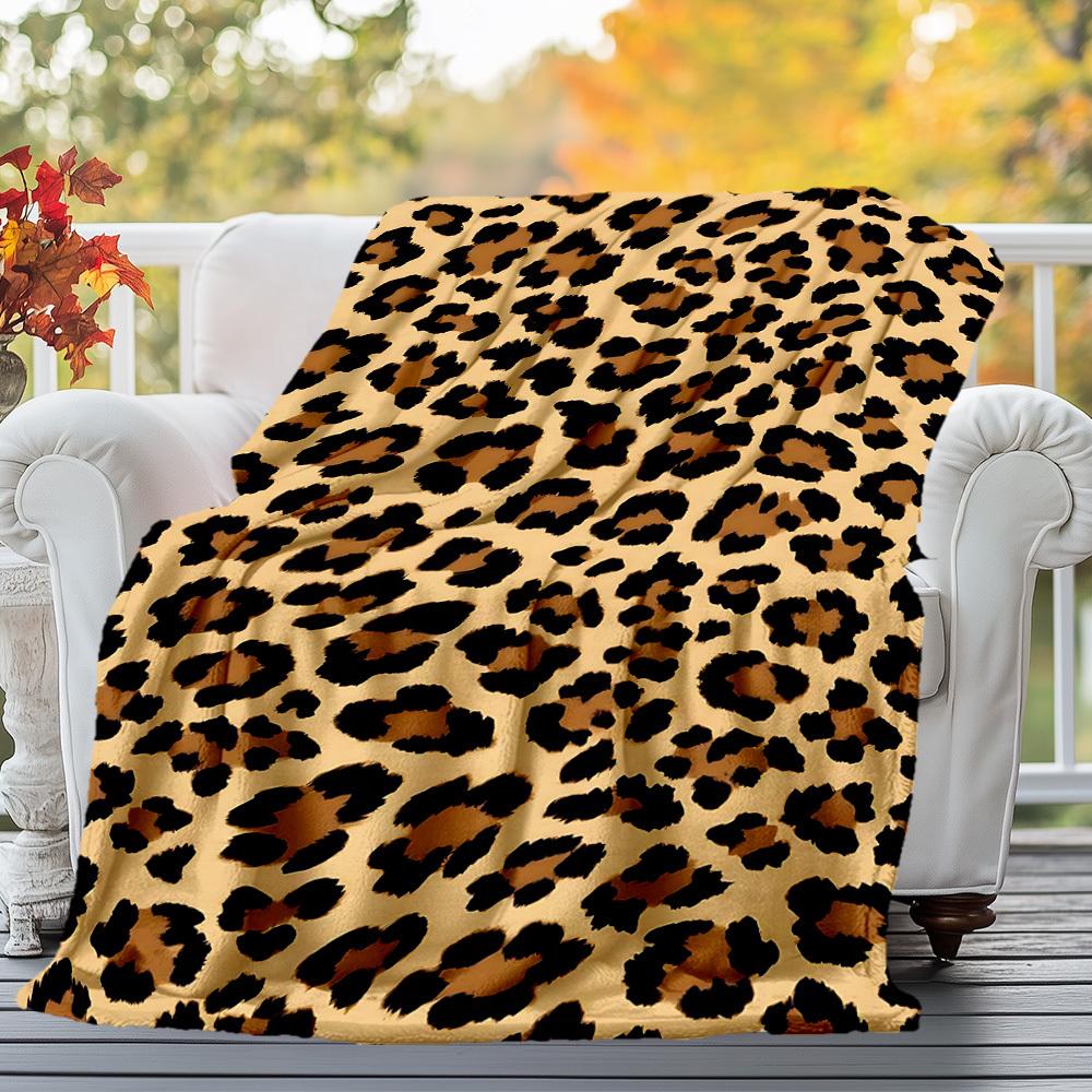 1PC Leopard PrintOutdoor Flannel Blanket - Soft Plush Decor for Picnics, camping, Bedroom, Playroom, Office, or Lunch Break 1225A