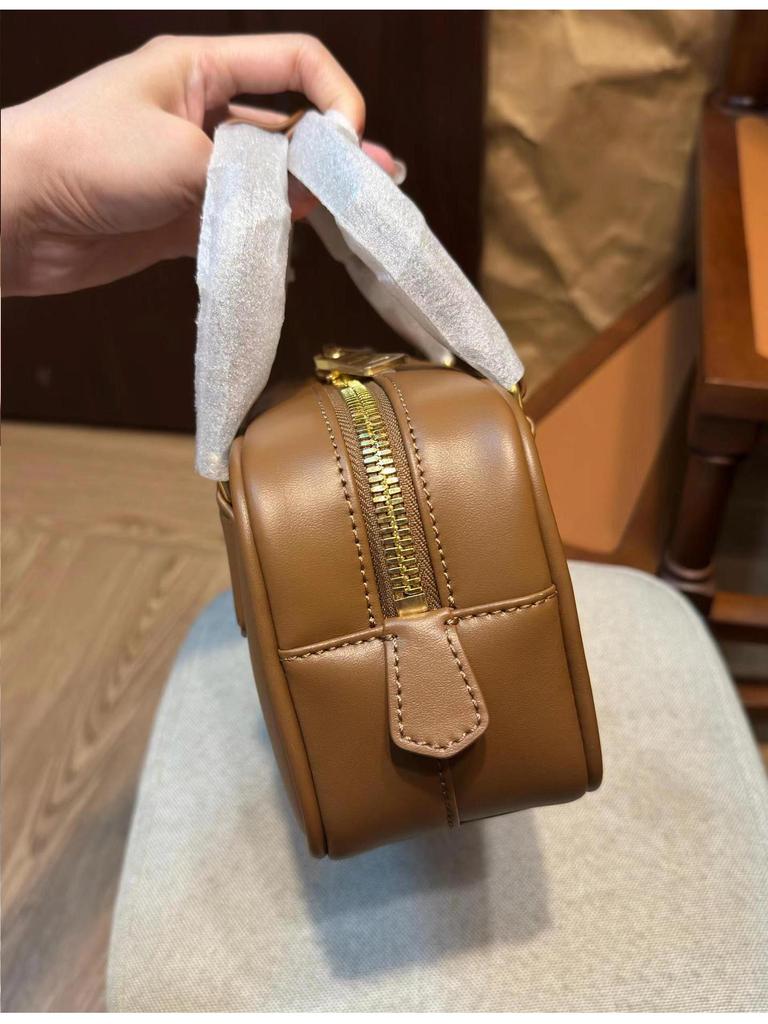 Zhang Yuanying Style Women's Fashionable Versatile Large Capacity Boston Pillow Handbag