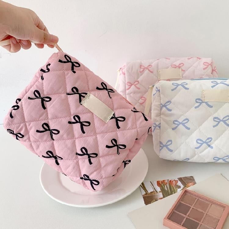 Przestronna kosmetyczka zapinana na zamek błyskawiczny na kosmetyki do pielęgnacji skóry Stylowy nadruk z kokardką Organizer na przybory toaletowe Pojemnik do przechowywania kosmetyków