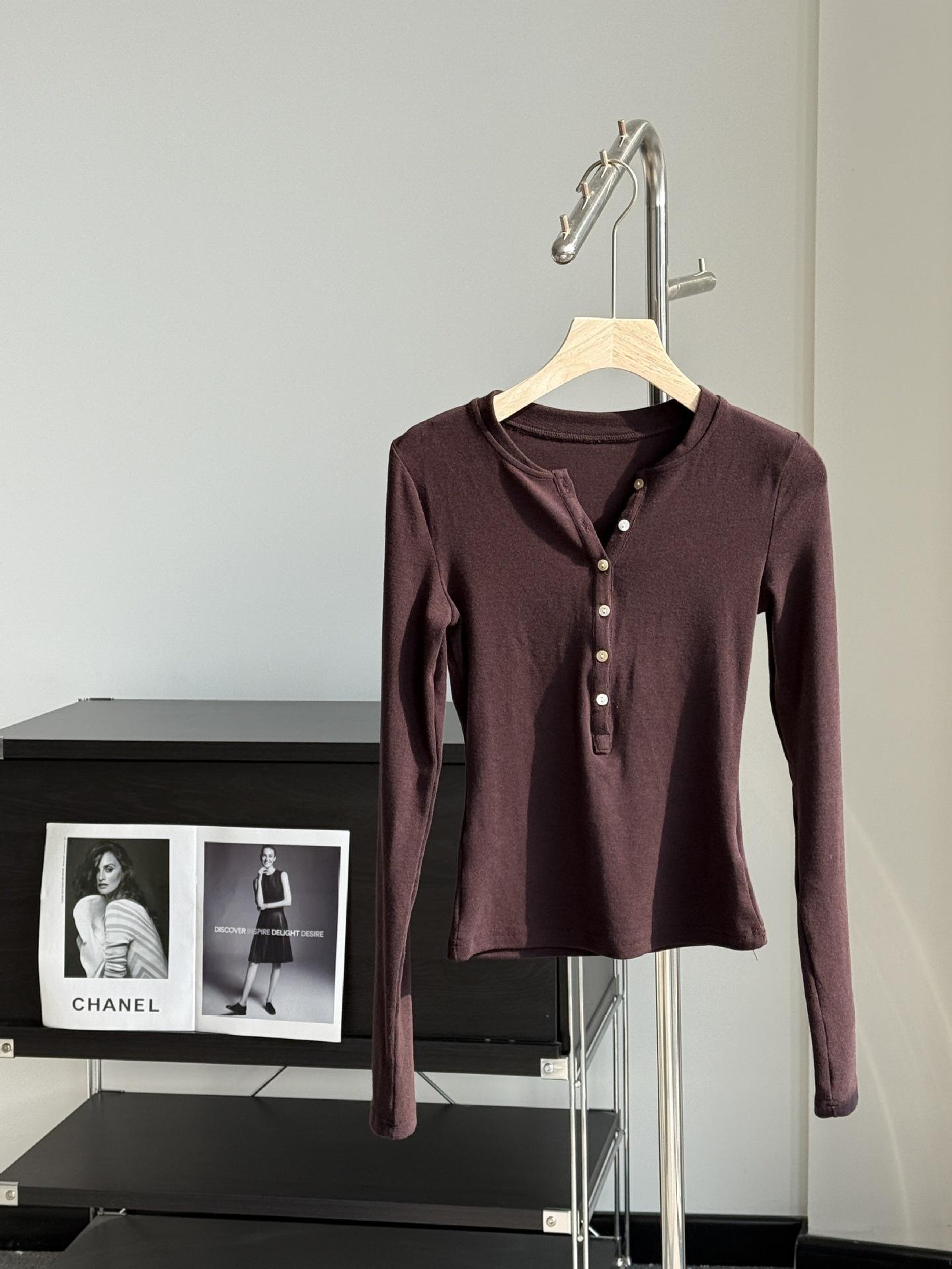 

Любимый владельца: Эластичная рубашка-хенли на пуговицах - Приталенный крой, Удобный, Универсальный длинный рукав. M (up to 115 lbs)