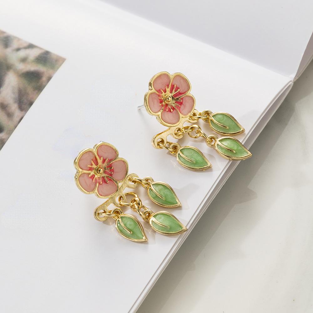 Stereo Peach Blossom Leaf Bordered Dangle Earrings, Alloy Baking Paint Bohemian Japanese And Korean Cute Style Drop Earrings For Women