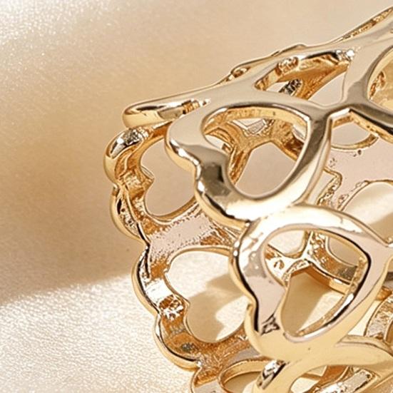 Hollow Out Love Scarf Buckle, Women Silk Scarves Clip, Scarf Ring Wrap Holder Clamp for Hair Accessory Bag Charm Belt Embellishment