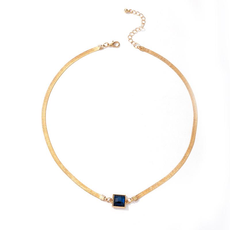 

Creative Square Diamond Necklace For Women s Collarbone Chain One Size золотий