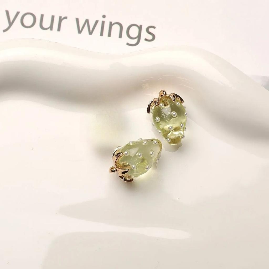 2Pcs Resin Sweet Strawberry Bead Pendant Charms Diy Handmade Jewelry Making Earring Necklace Bracelet Keychains Accessories