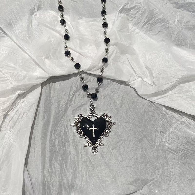Gothic Bat Cross Pendant Necklace Women's Retro Y2K Heart-shaped Black Bead Necklace Sweater Chain