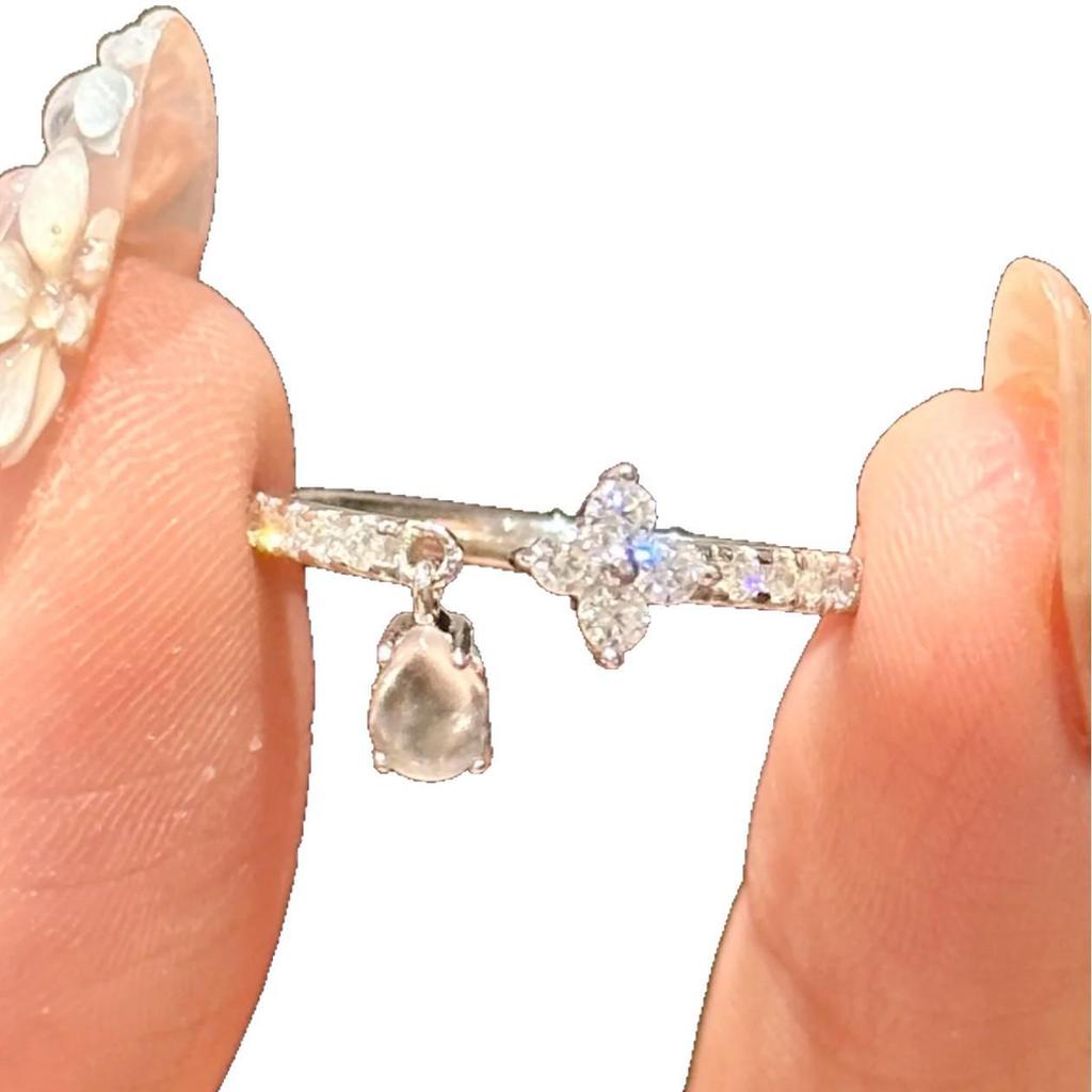 Elegant Adjustable Four-Leaf Clover Dewdrop Ring for Women - Unique High-End Design, Simple Versatile Style