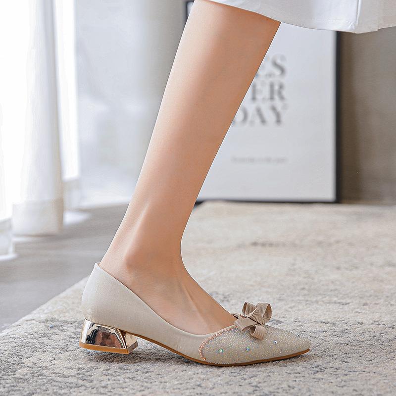 French pointed single shoes women's summer new shallow rhinestone thick heel medium heel temperament large size 40-43