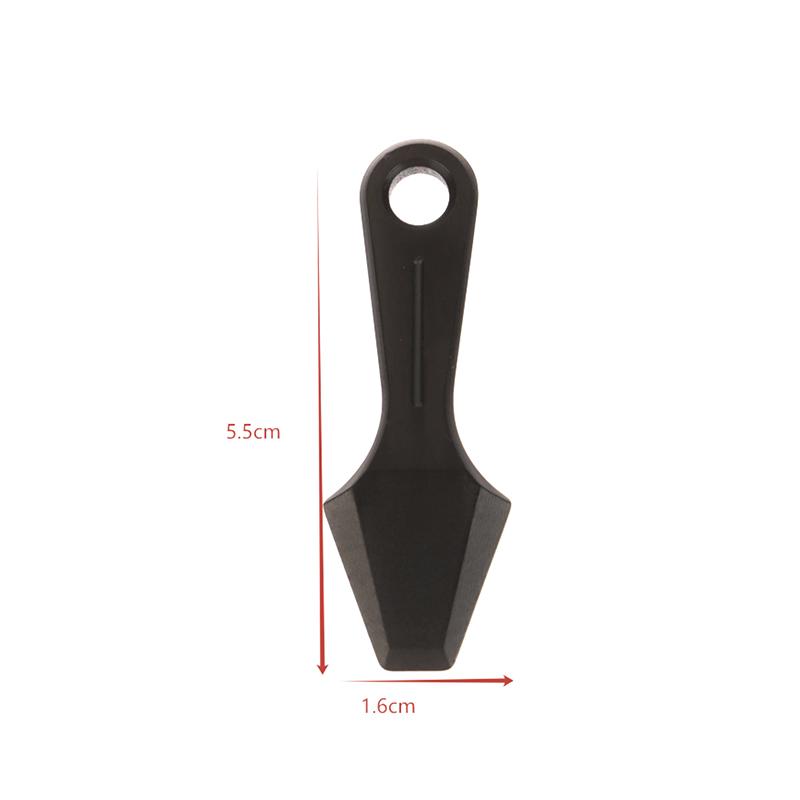 Modischer Multifunktionaler Schlüsselanhänger Anhänger Taschenwerkzeug Mini Titanlegierung Brecheisen EDC Outdoor Flaschenöffner Exquisites Geschenk