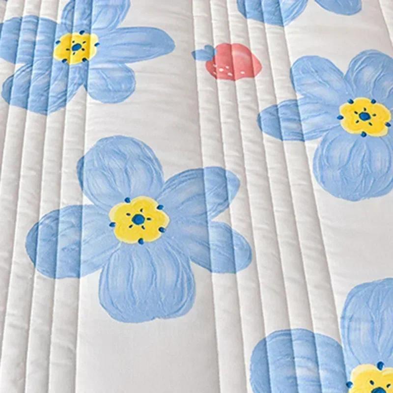 Summer Quilt Microfiber Lightweight Air Conditioner Quilt, Soft Skin-Friendly Breathable Thin Quilt for Bedroom Home Quilt (Pillowcase Need Order)