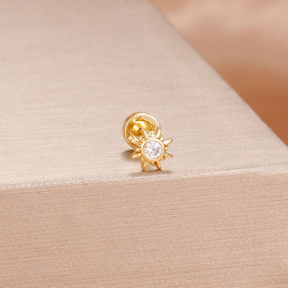 1PC Stainless Steel Star Moon Cartilage Piercing Earrings 18K Gold Plated Helix Tragus Ear Stud Earring Body Jewelry Bijoux Gift