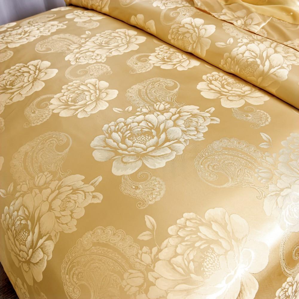 Wedding Bedding European Jacquard Quilt Cover Three-Piece Set American