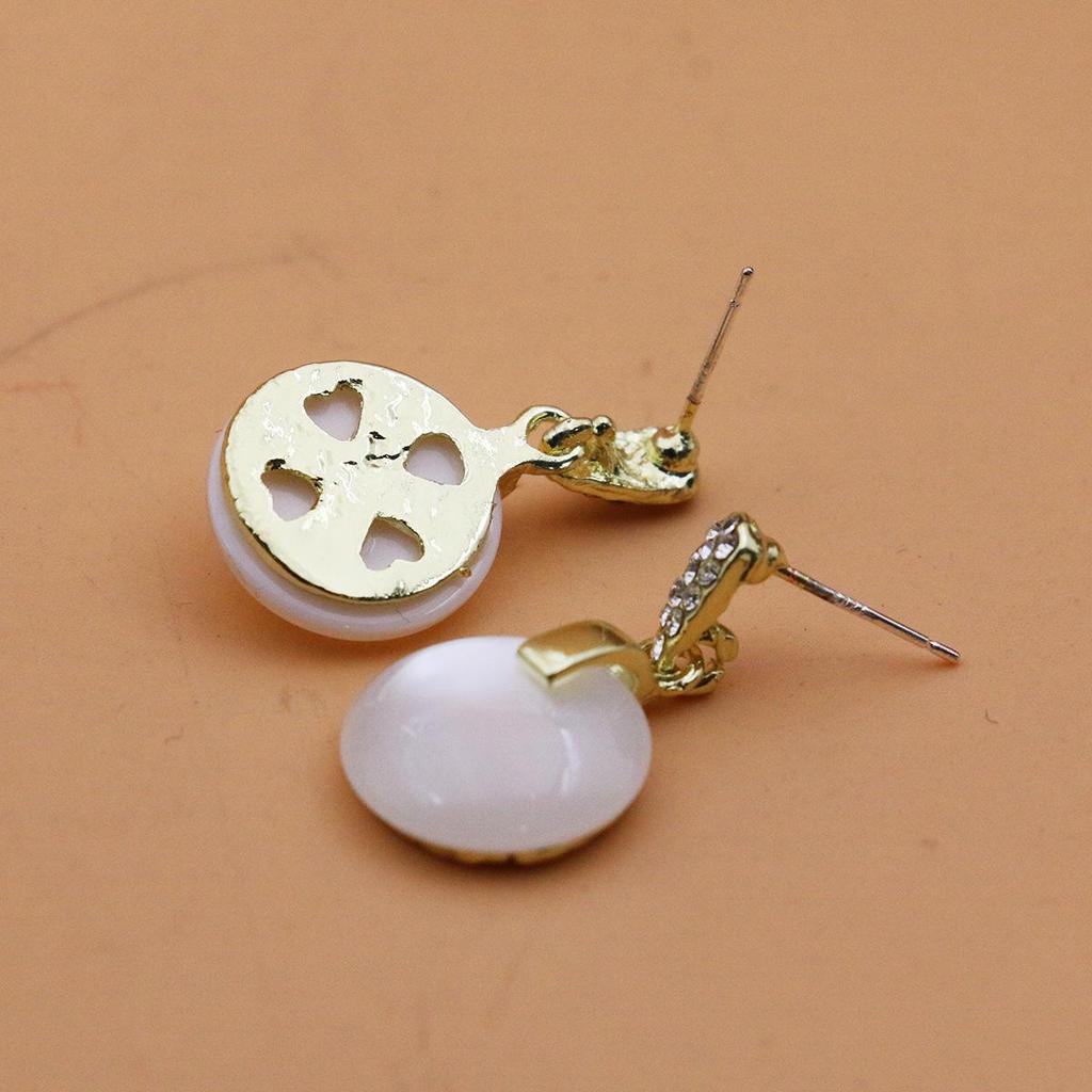 Celebrity Style Women's Gold-Plated Earrings with Rhinestones and Cat's Eye Stone