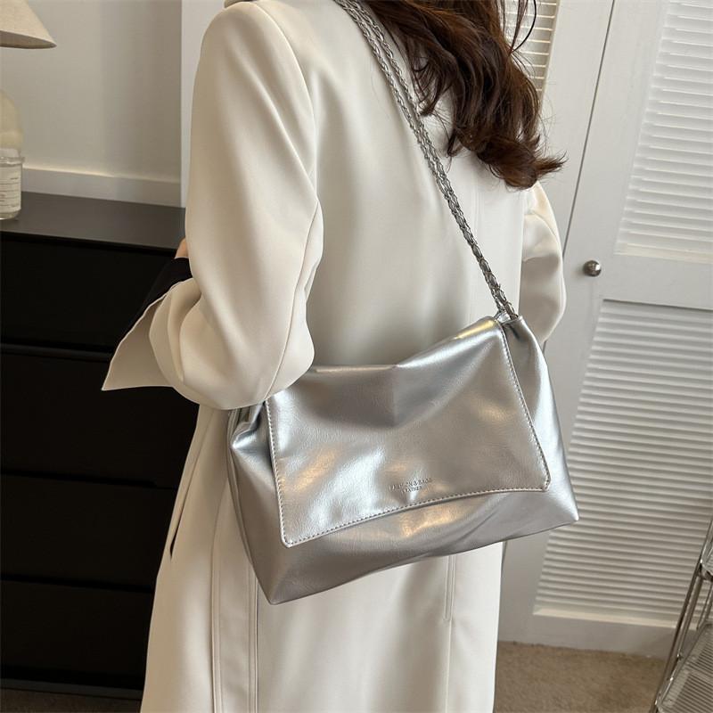 Versatile Pu Leather Medium Shoulder Bag For Women With Elegant Chain Design In Black Silver And Cream