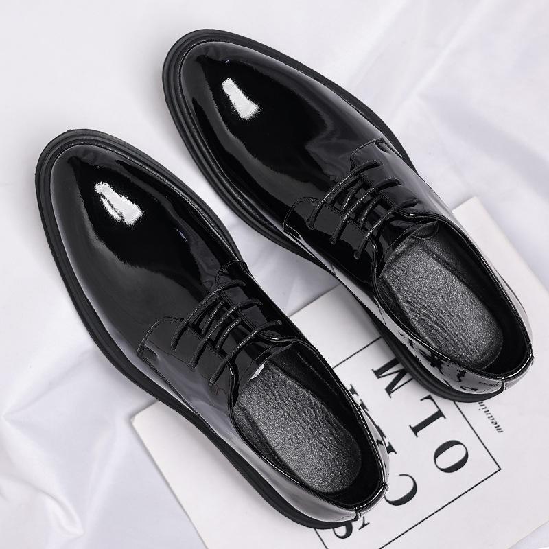 Inner heightening leather shoes men's 2025 new glossy business dress bright leather heightening 8cm shoes pointed groom wedding shoes