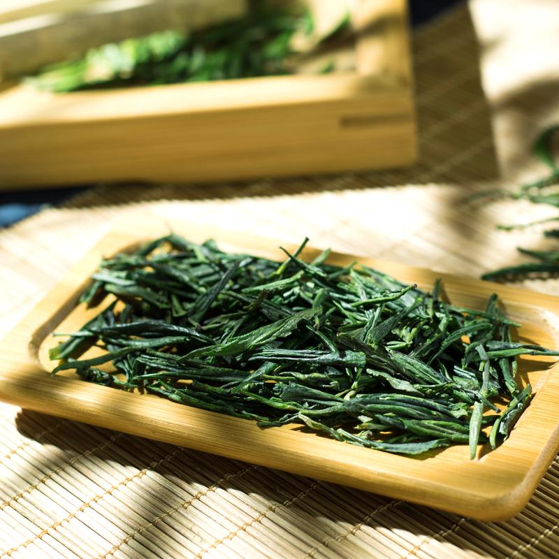 250g New 2025 Pre-Rain Bamboo Leaf Green Tea from Emei Mountain - Sparrow Tongue Silver Needle