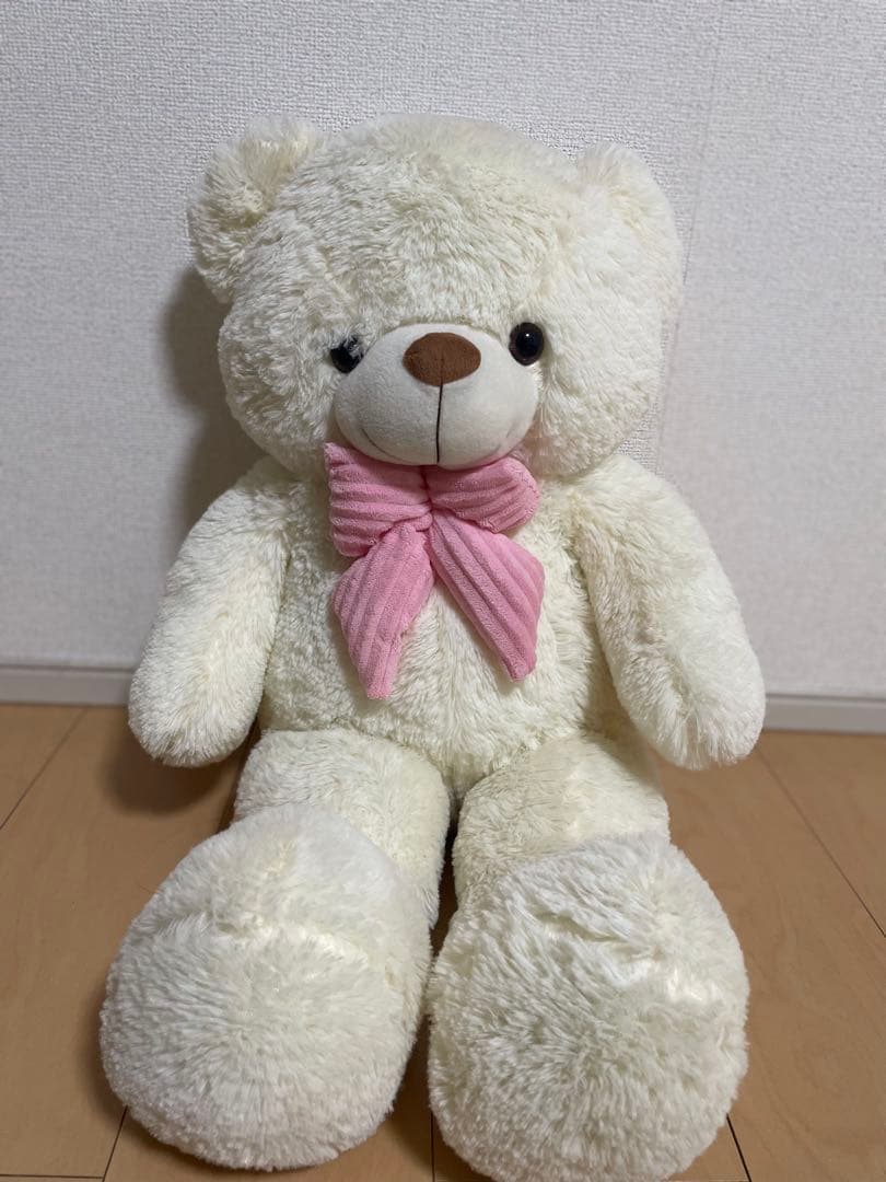 

[USED] Large cream-colored teddy bear