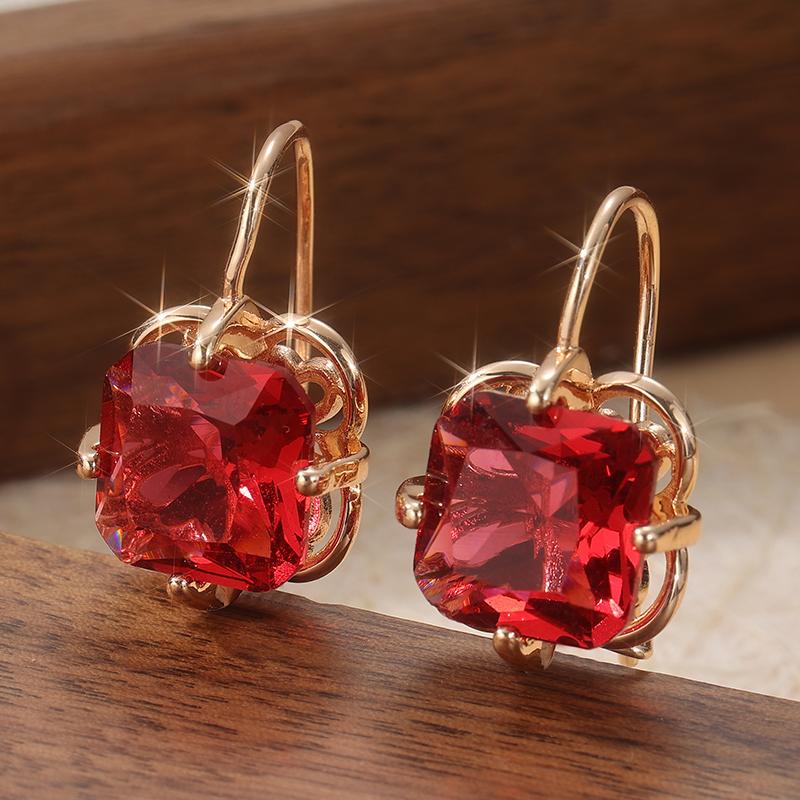 Vintage Square Red Synthetic Zircon Inlaid Golden Plated Dangle Earrings Women Elegant Exquisite Banquet Wedding Jewelry Crafts