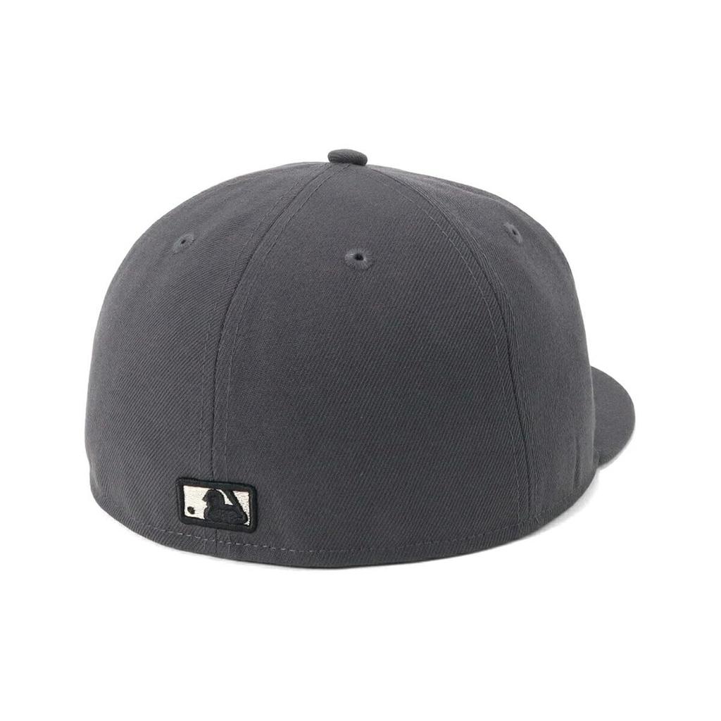 New Era 59FIFTY Cap MLB Chicago White Sox CWS Graphite Gray UNDER VISOR ONSPOTZ Exclusive and 5950 SOX Straight Flat Visor Stylish Streetwear Travel