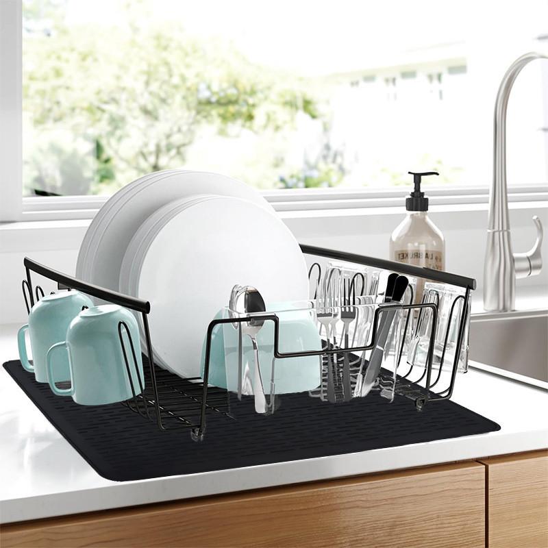 Silicone Stove Mat With Water Drainage For Kitchen Countertop Protection