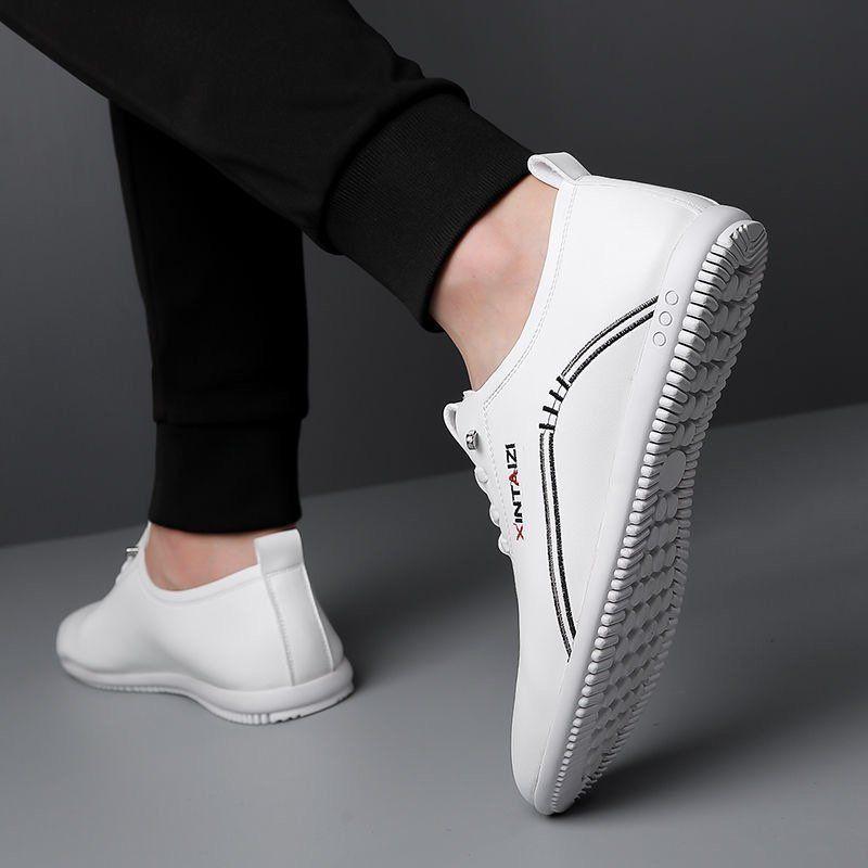Men's new breathable and deodorant white casual shoes soft sole soft surface men's shoes pc