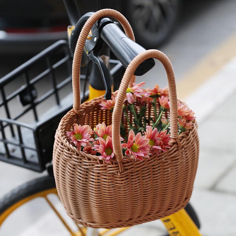 Ruhan Small Wooden Rattan-Style Picnic Basket