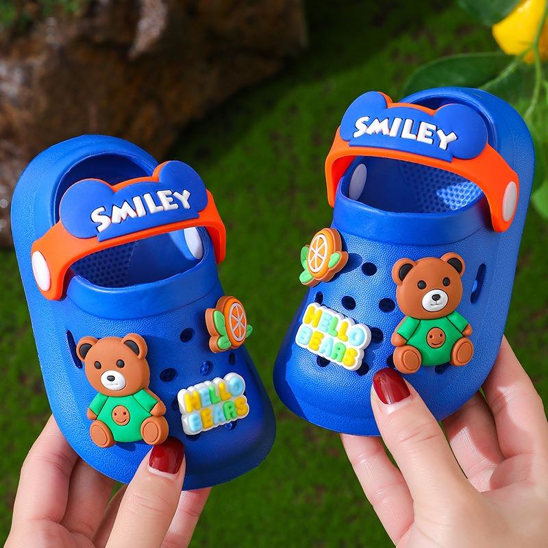 Girls' Sandals, Children's Summer Indoor Soft-Soled Anti-Slip Slippers for Infants and Toddlers, Cartoon Closed-Toe Hole Shoes for Boys.
